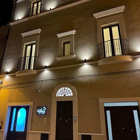 B&B Palazzo Croghan Torremaggiore Экстерьер фото