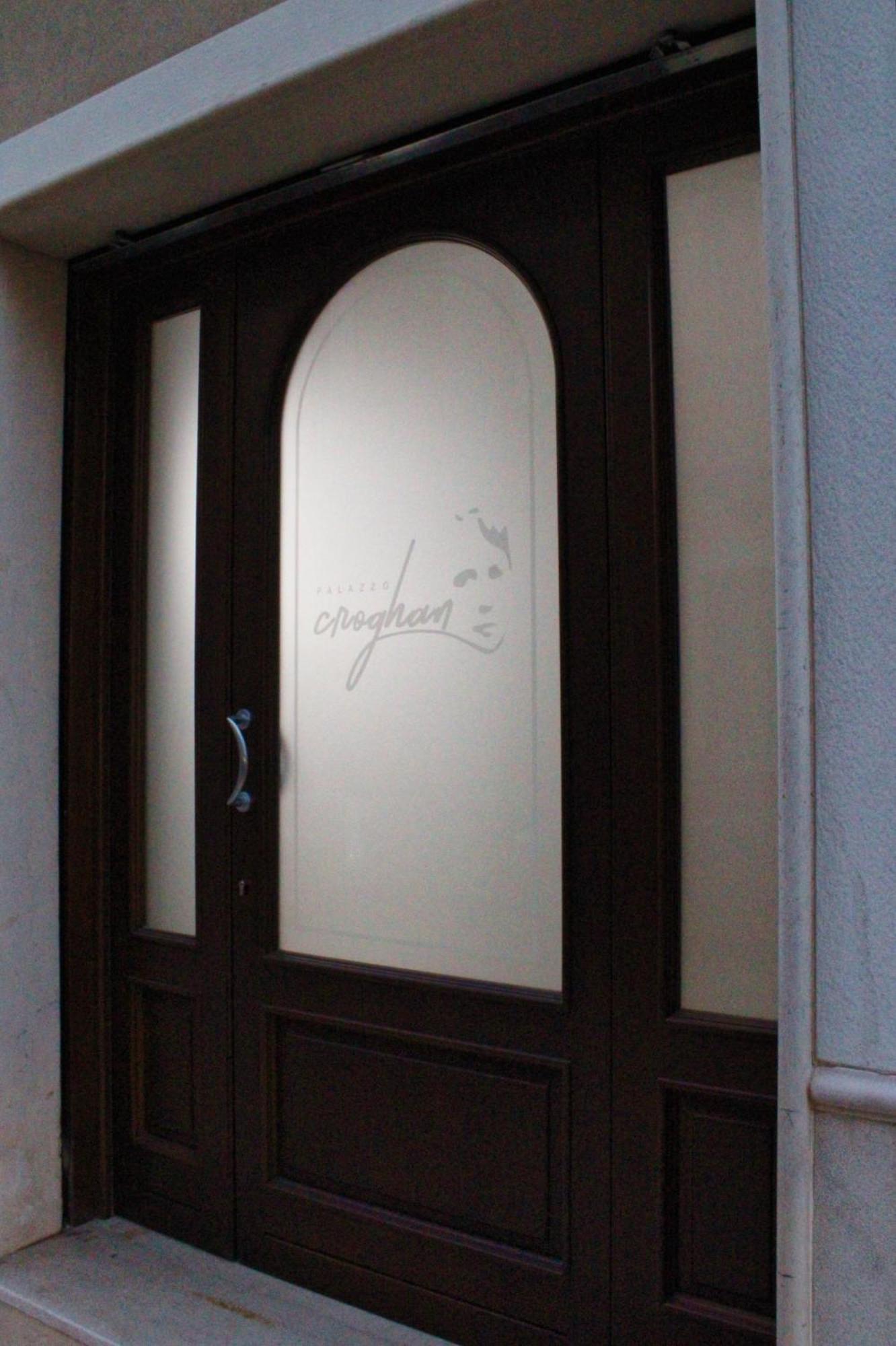 B&B Palazzo Croghan Torremaggiore Экстерьер фото