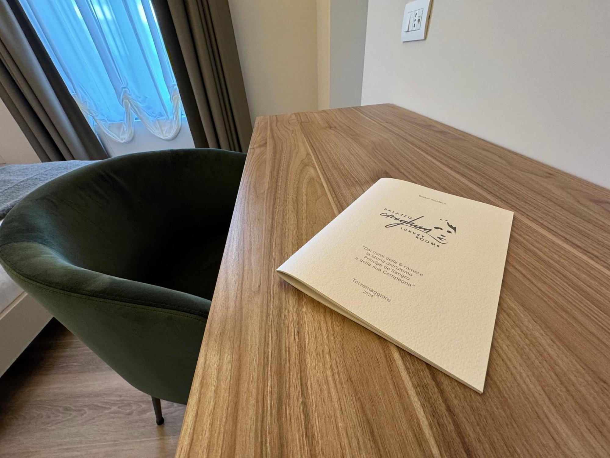 B&B Palazzo Croghan Torremaggiore Экстерьер фото