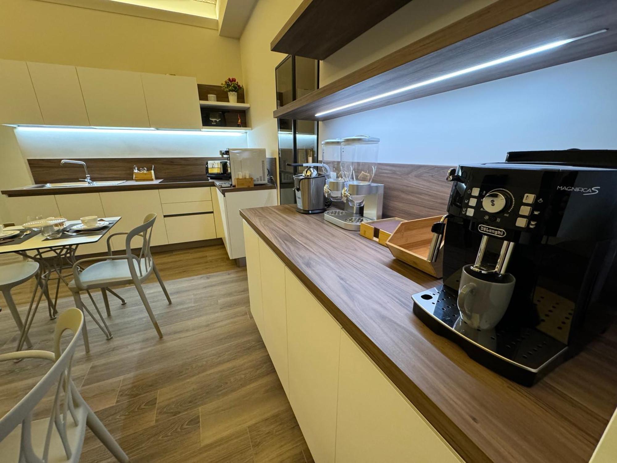 B&B Palazzo Croghan Torremaggiore Экстерьер фото