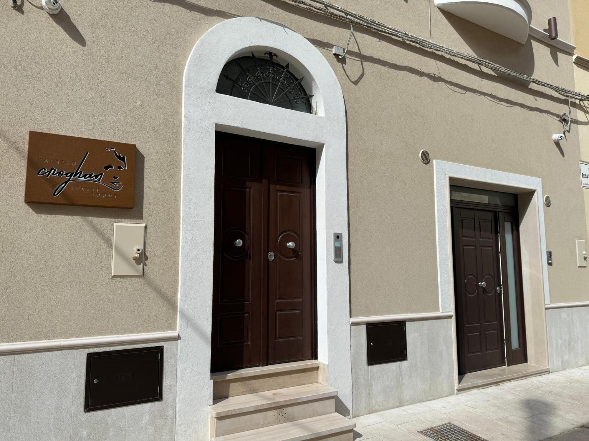 B&B Palazzo Croghan Torremaggiore Экстерьер фото